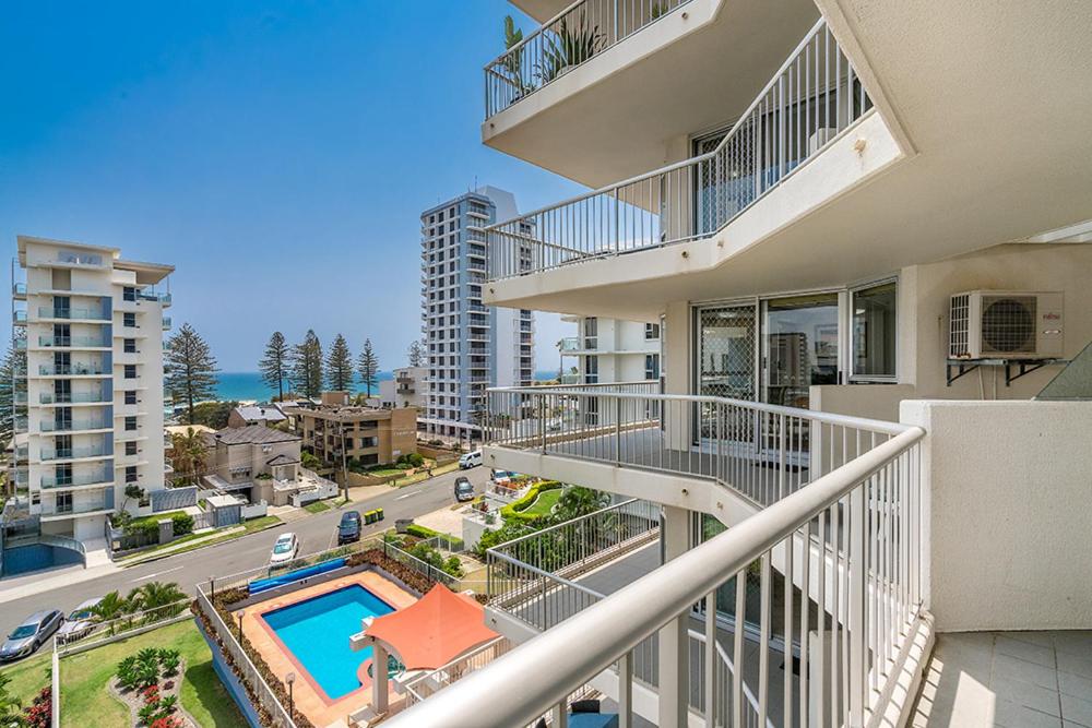 Rainbow Bay Family Apartments Coolangata