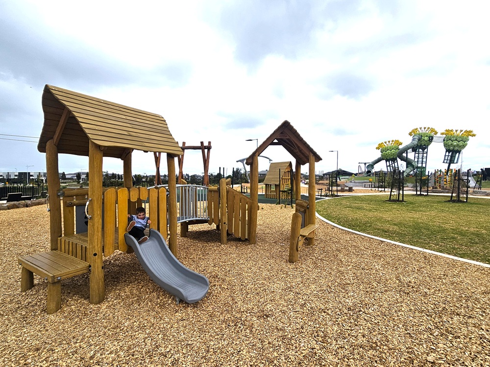 Wrinklewort Playground Truganina Melbourne West 4